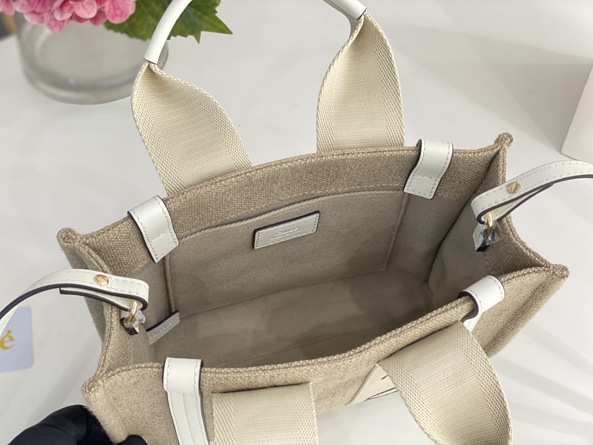 Chloe Small Woody Tote Bag In Linen